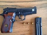Beretta 7.65 12+1 Avukattan taşıma ruhsatlı