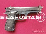 	EMEKLİ EMNİYET GÖREVLİSİNDEN RUHSATLI KUTUSUNDA,SIFIR AYARINDA EN  FAZLA 300 MERMİ ATILI ORJİNAL PİETRO BERETTA 92 FS